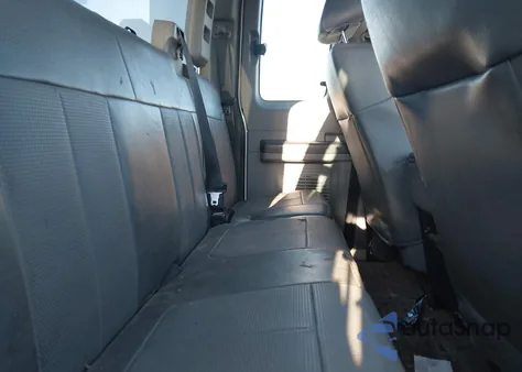 2014 Ford F-250 Xl из США, поврежденный, VIN 1FT7X2B68EEB73072